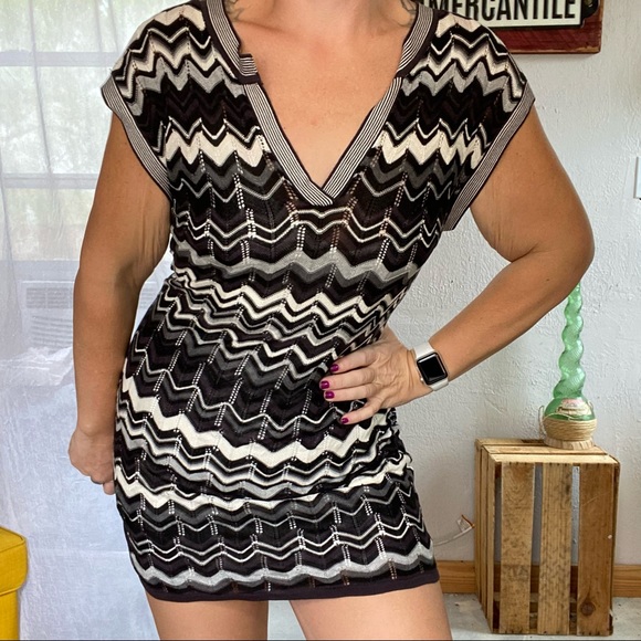 BCBGMaxazria Black & Cream Knit Pattern Mini Dress Fully Lined Size XSmall - Picture 2 of 14